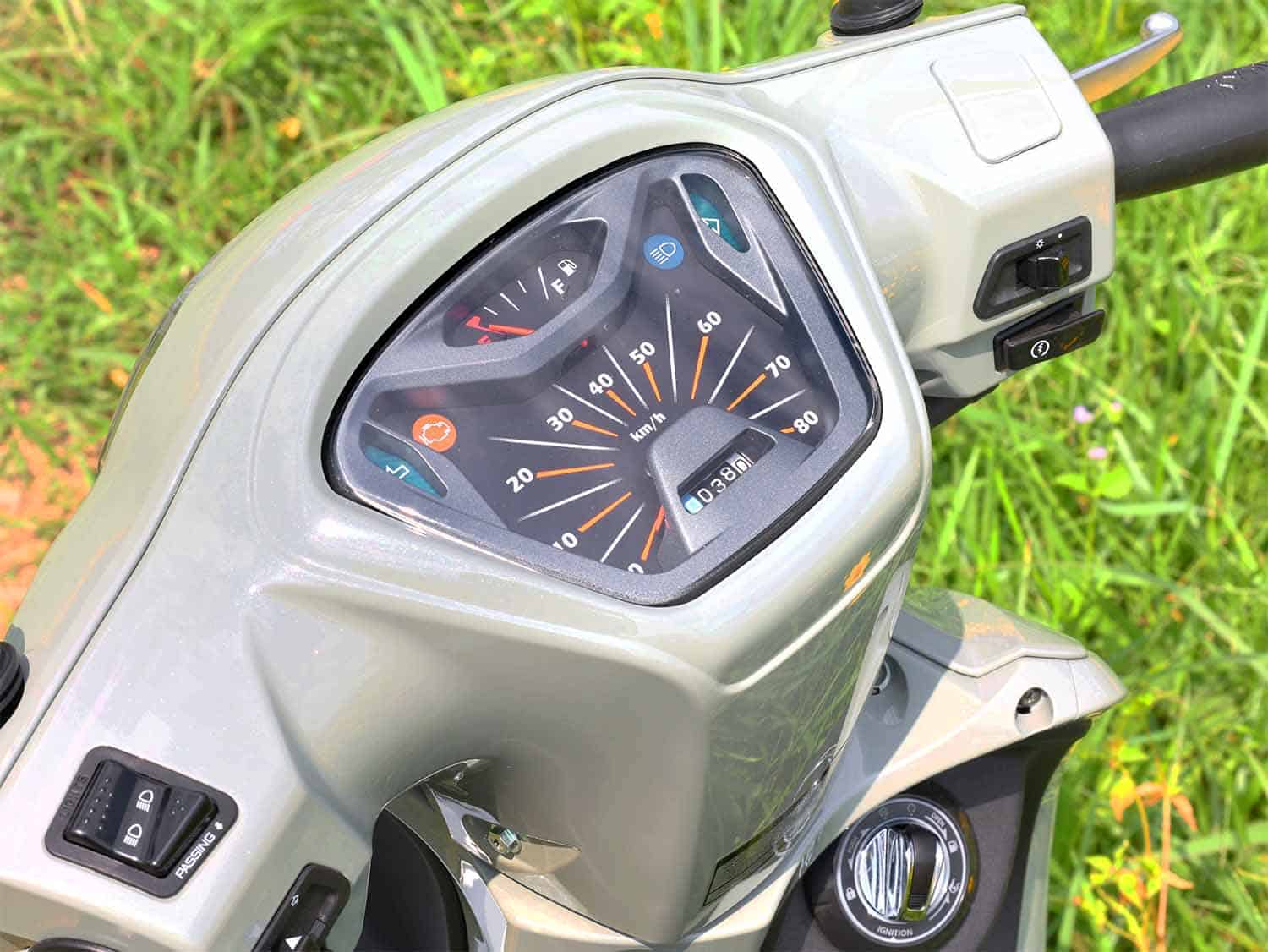mặt đồng hồ xe 50