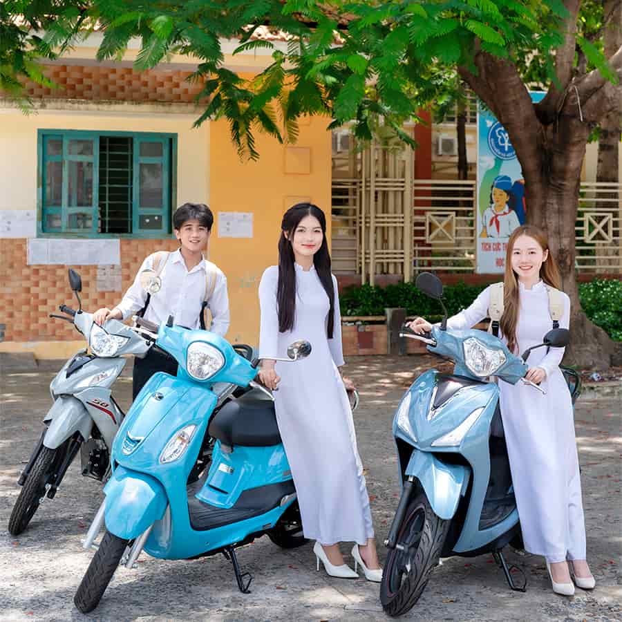 Xe máy 50cc cho học sinh nữ đẹp, sang trong, thanh lịch năm 2025