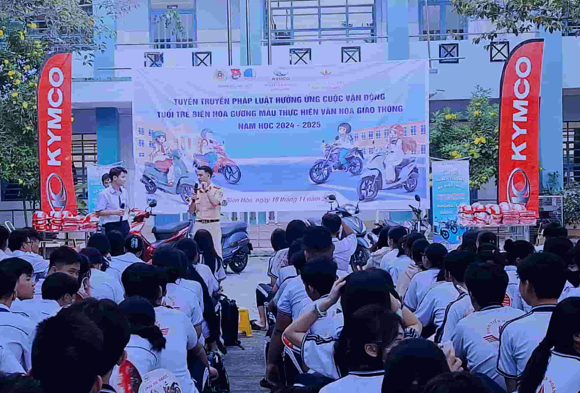 Xe máy Kymco trong chương trình an toàn giao thông cho học sinh tại Đồng Nai