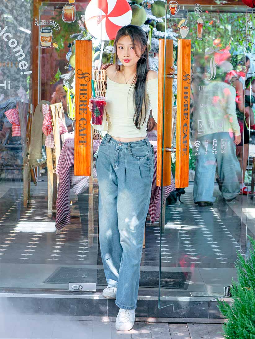 check in c&ugrave;ng like 50fi