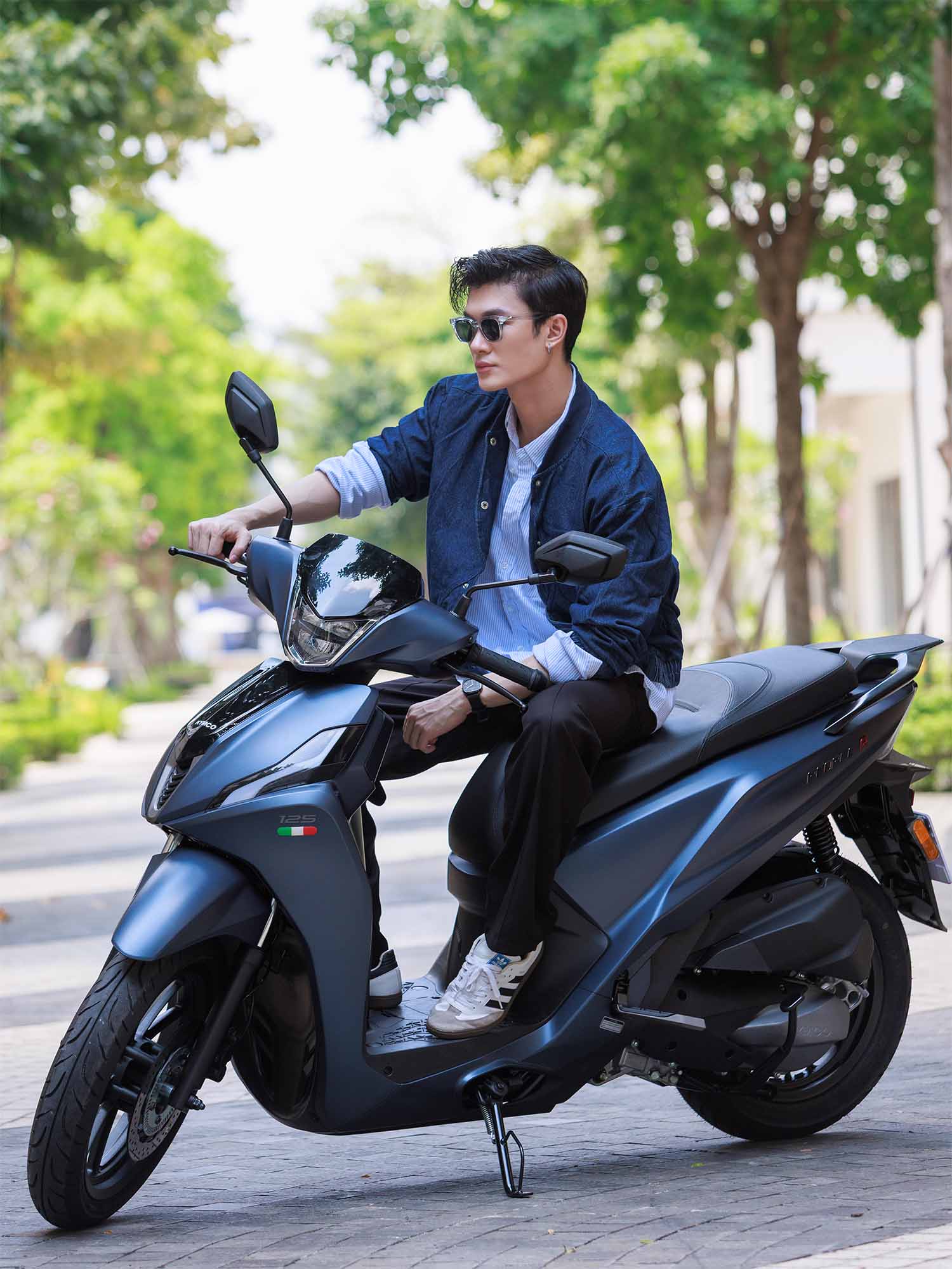 Poeple R 125